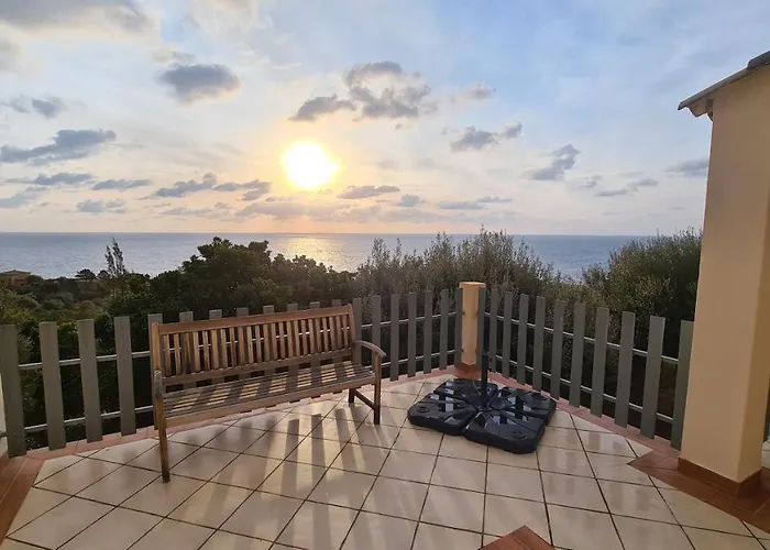 Belvedere De Canaloro Villa *